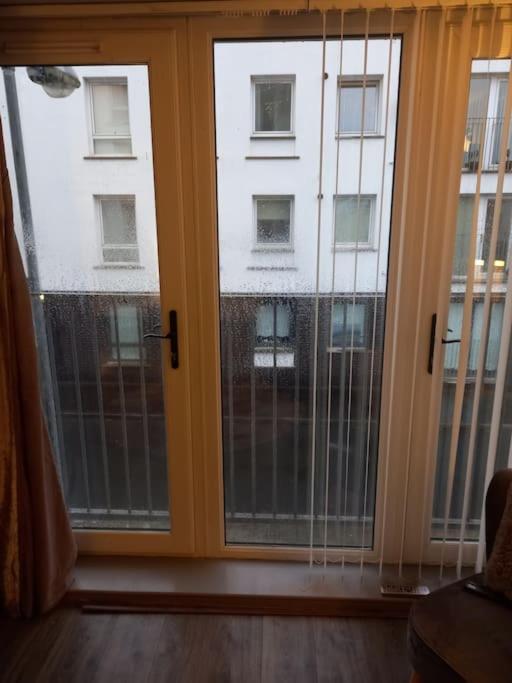 Modern 2-Bedroom City Apartment With Free Parking Belfast Luaran gambar