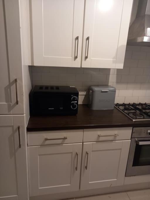 Modern 2-Bedroom City Apartment With Free Parking Belfast Luaran gambar